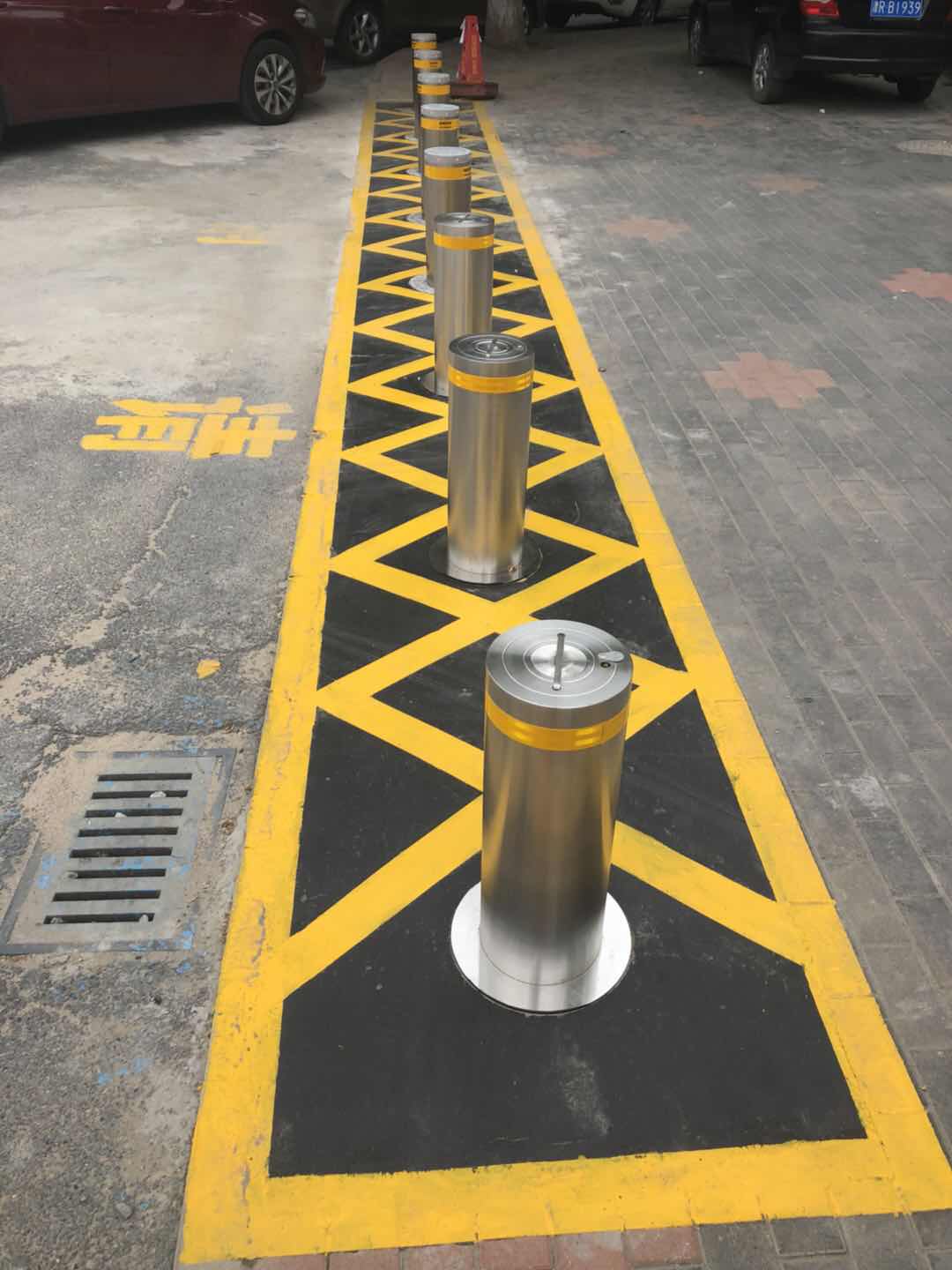 1535612131660003.jpg 天津升降柱4.jpg